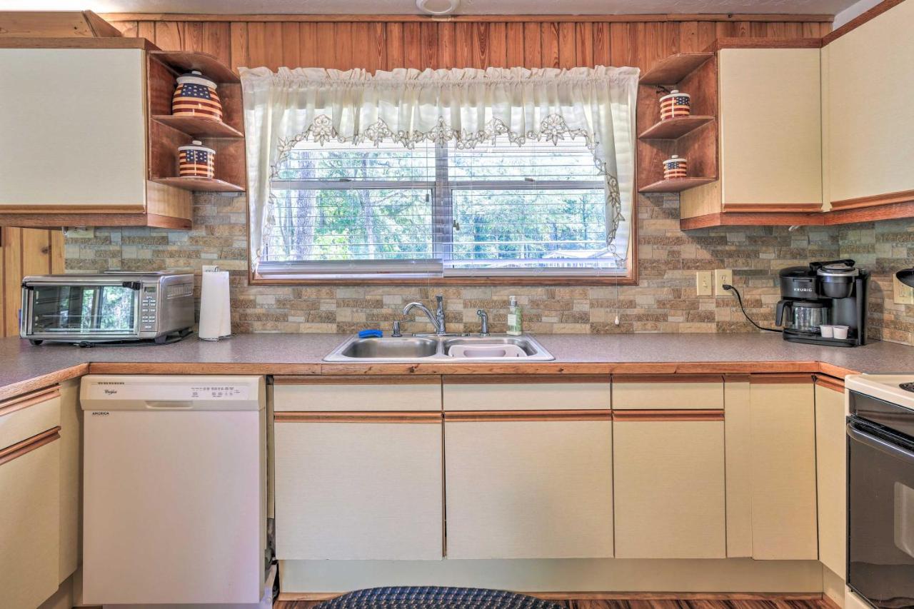 Charming Abode With Dock On The Suwannee River Bell Ngoại thất bức ảnh